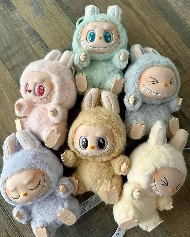 Labubu Monster Doll Pallet - Image 3