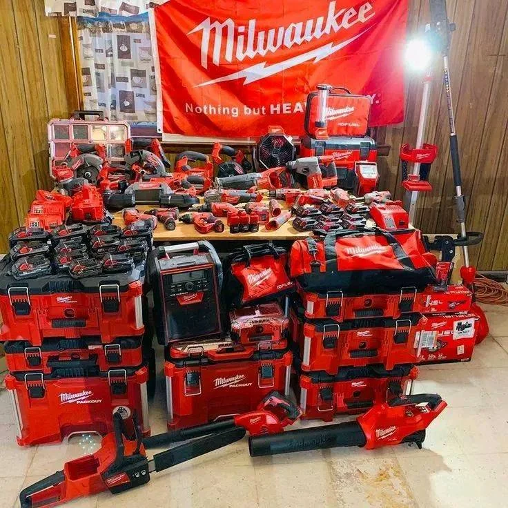 Milwaukee Tool Pallet - Image 3